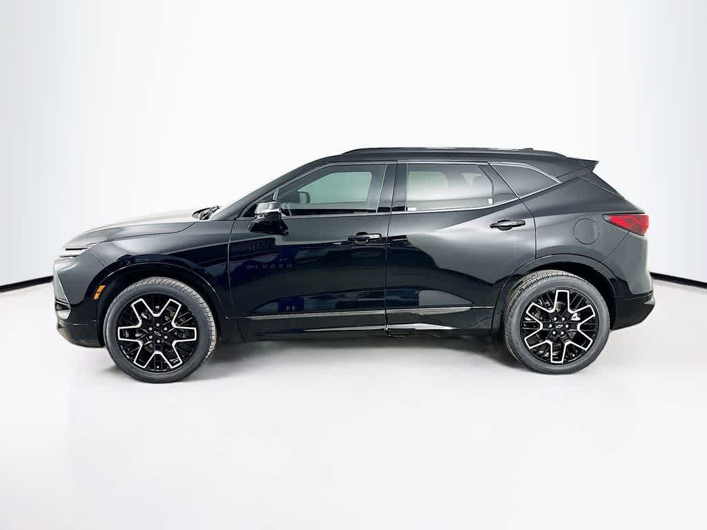 Thumbnail: 2023 Chevrolet Blazer - 3