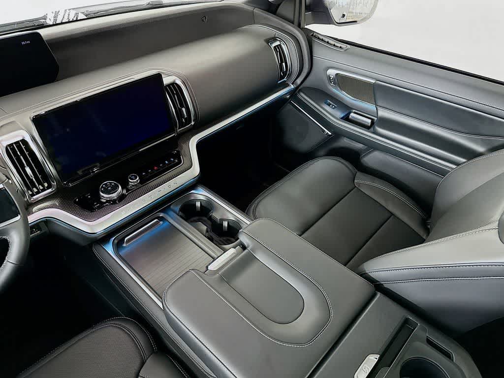 Thumbnail: 2026 Ford Expedition - 11