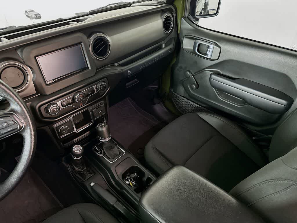 Thumbnail: 2021 Jeep Wrangler - 11