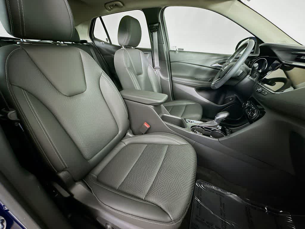 Thumbnail: 2023 Buick Encore GX - 14