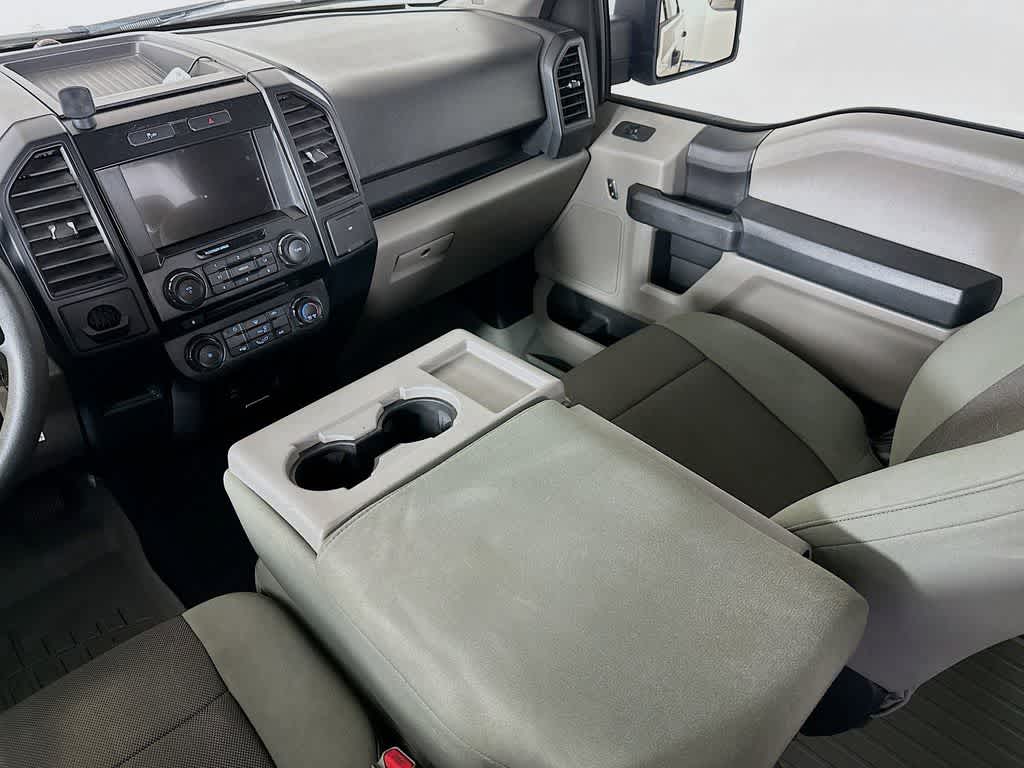 Thumbnail: 2016 Ford F-150 - 11