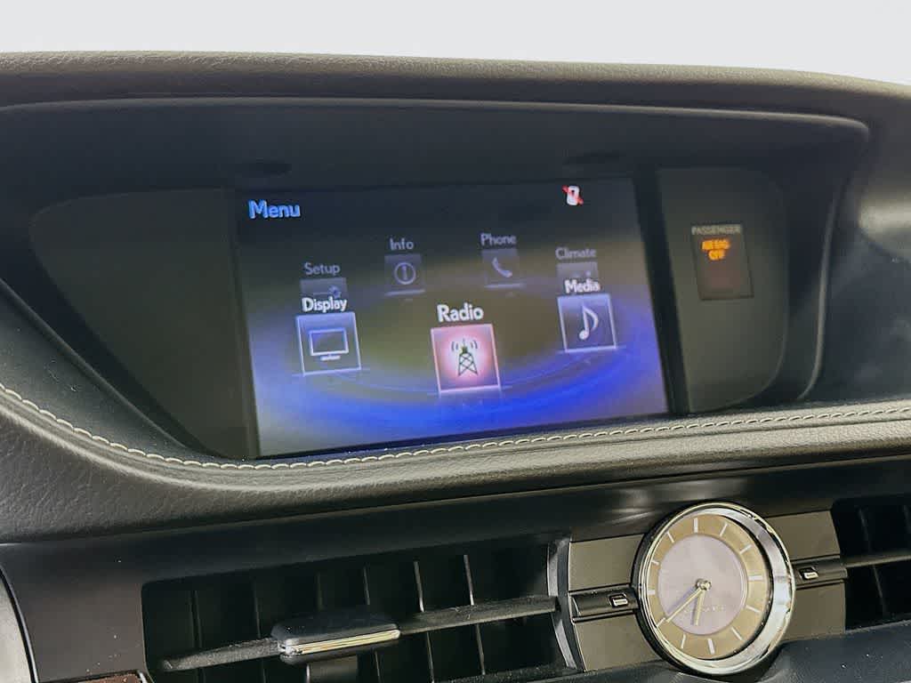 Thumbnail: 2015 Lexus ES - 17
