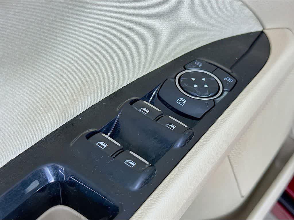 Thumbnail: 2015 Ford Fusion - 28