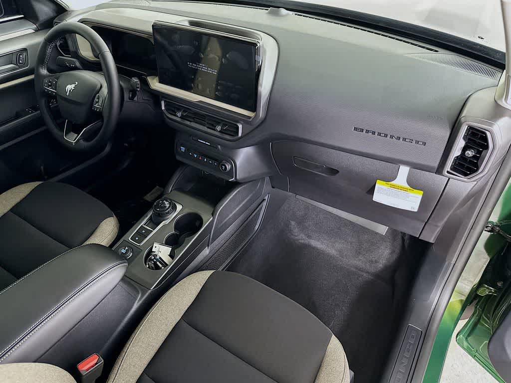 Thumbnail: 2025 Ford Bronco Sport - 31