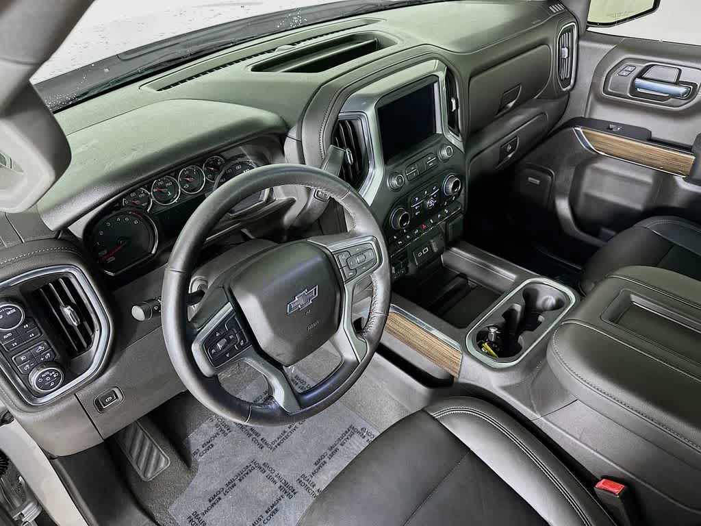 2020 Chevrolet Silverado 1500 RST 2