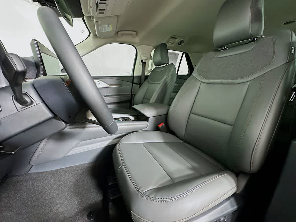 Thumbnail: 2026 Ford Explorer - 12