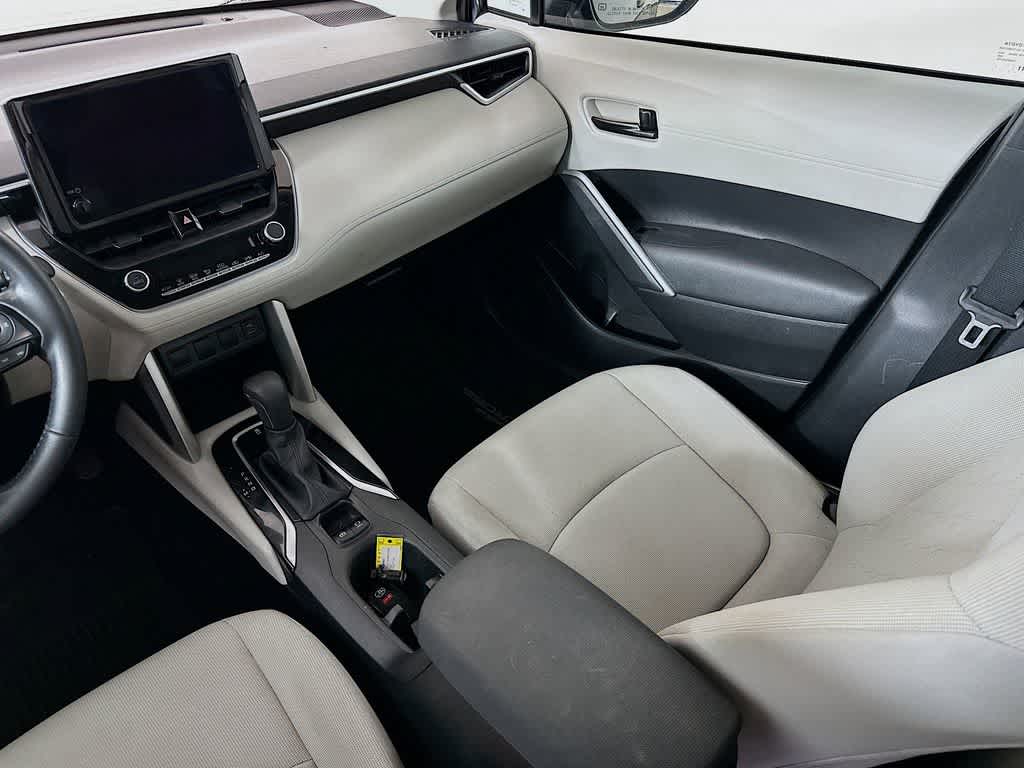 Thumbnail: 2023 Toyota Corolla Cross - 11