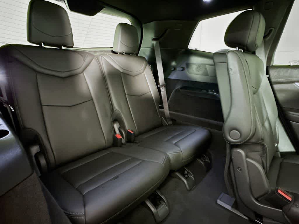 Thumbnail: 2024 Cadillac XT6 - 34
