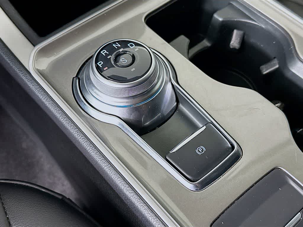 Thumbnail: 2024 Ford Edge - 18