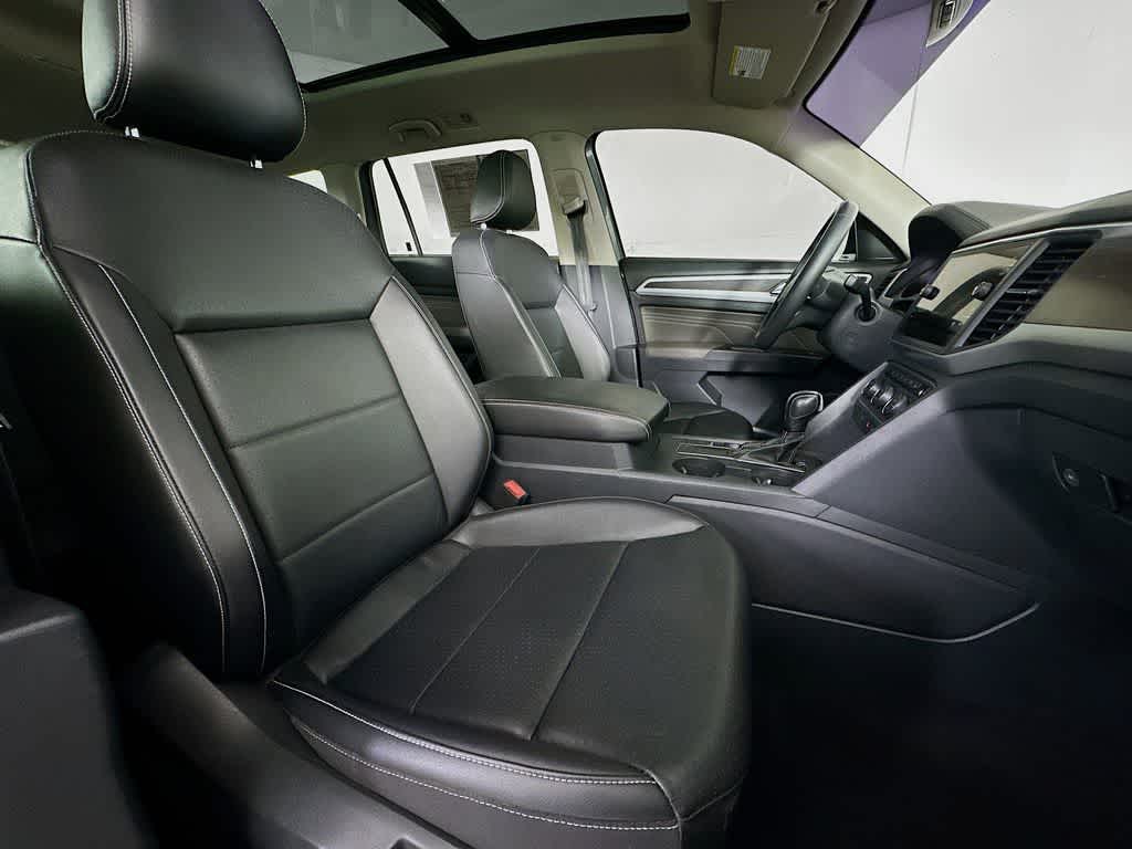 Thumbnail: 2021 Volkswagen Atlas - 15