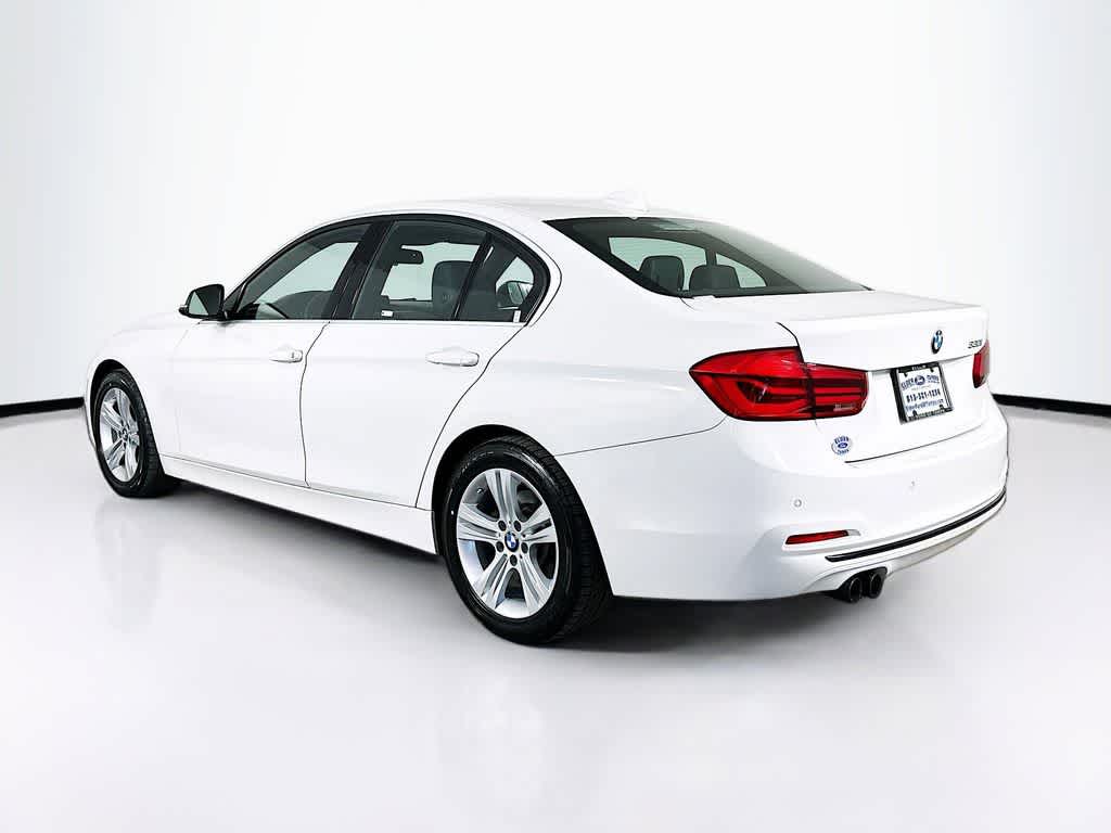 Thumbnail: 2017 BMW 3 Series - 4