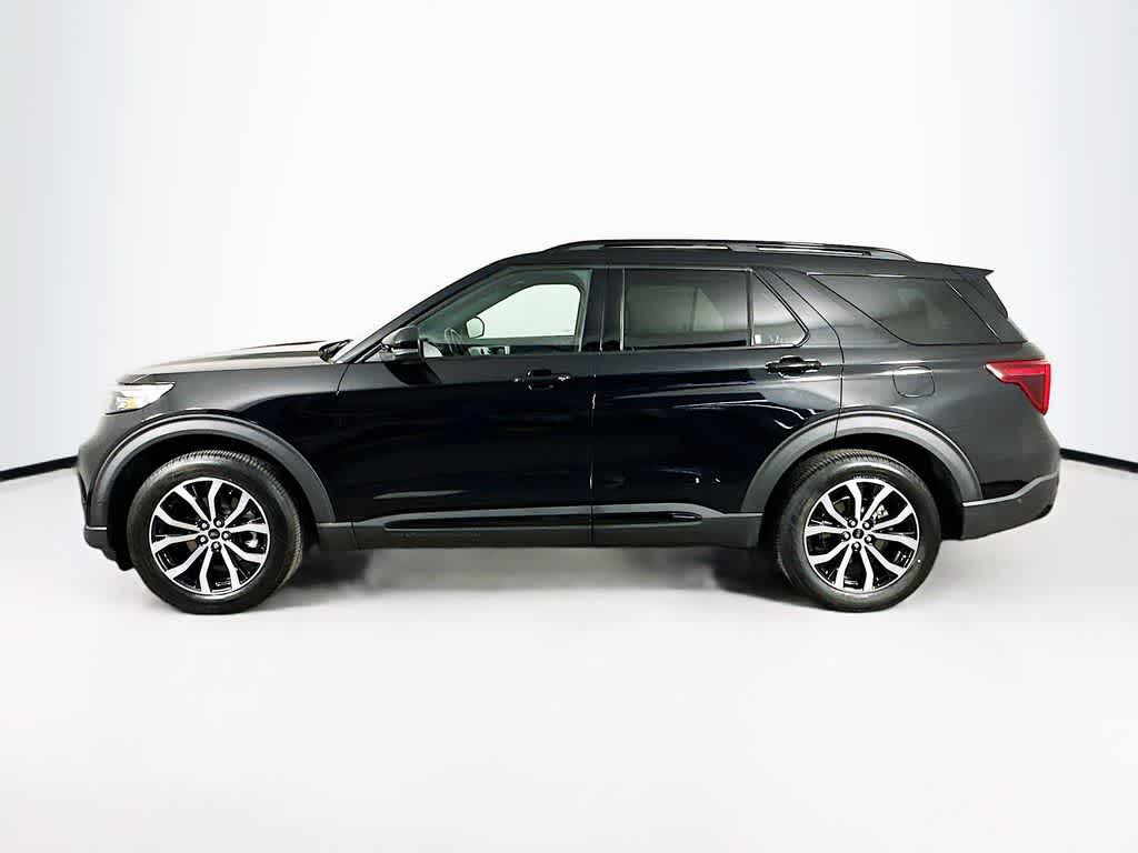 Thumbnail: 2020 Ford Explorer - 3