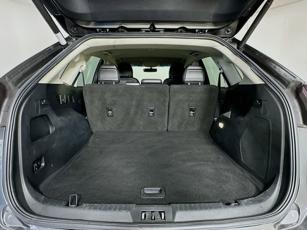 Thumbnail: 2017 Ford Edge - 21