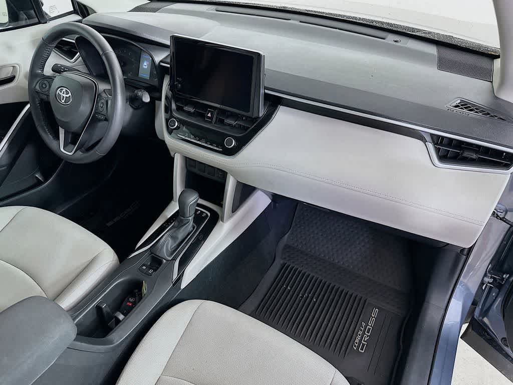 Thumbnail: 2023 Toyota Corolla Cross - 31