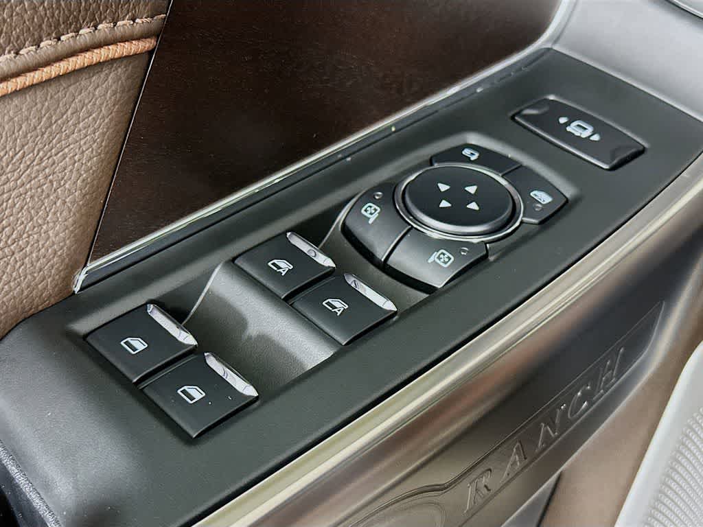 Thumbnail: 2026 Ford F-250 - 30