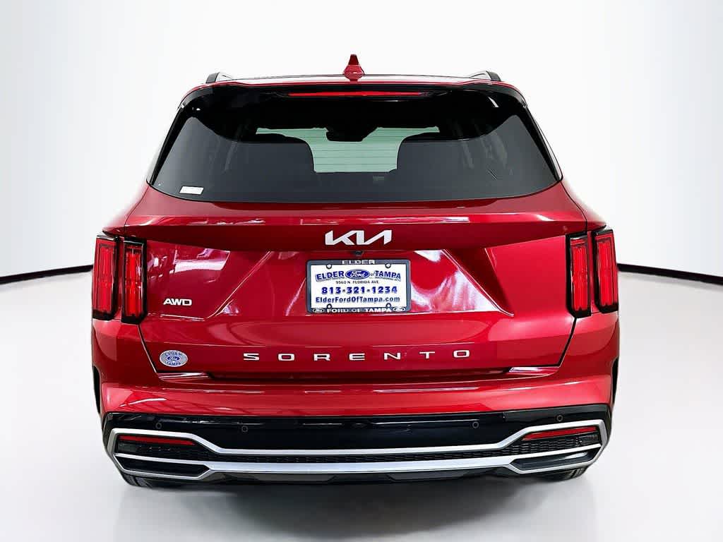 Thumbnail: 2022 Kia Sorento - 5