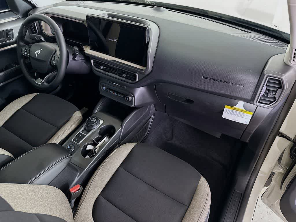 Thumbnail: 2025 Ford Bronco Sport - 31