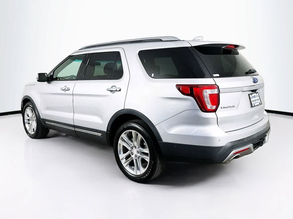 Thumbnail: 2016 Ford Explorer - 4