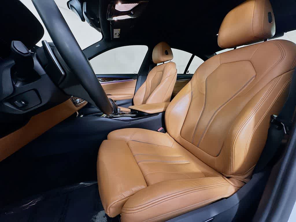 Thumbnail: 2020 BMW 5 Series - 12