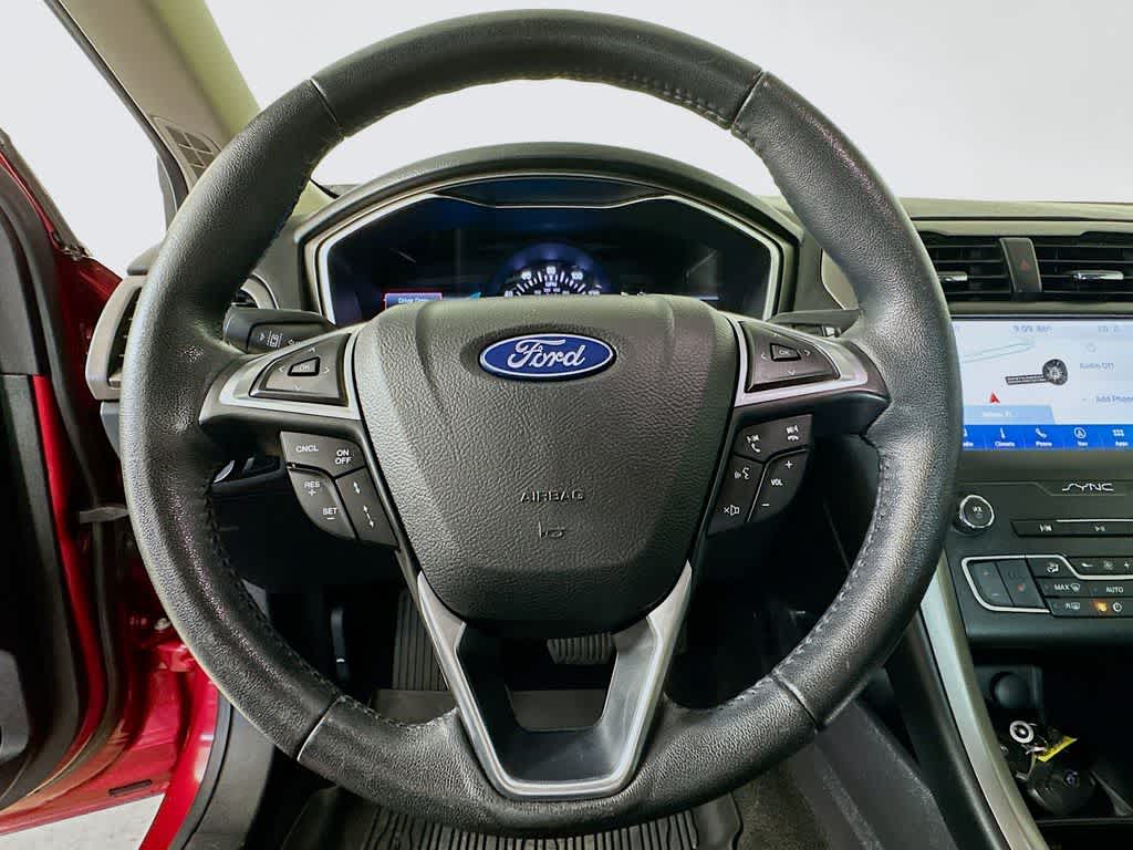 Thumbnail: 2020 Ford Fusion - 16
