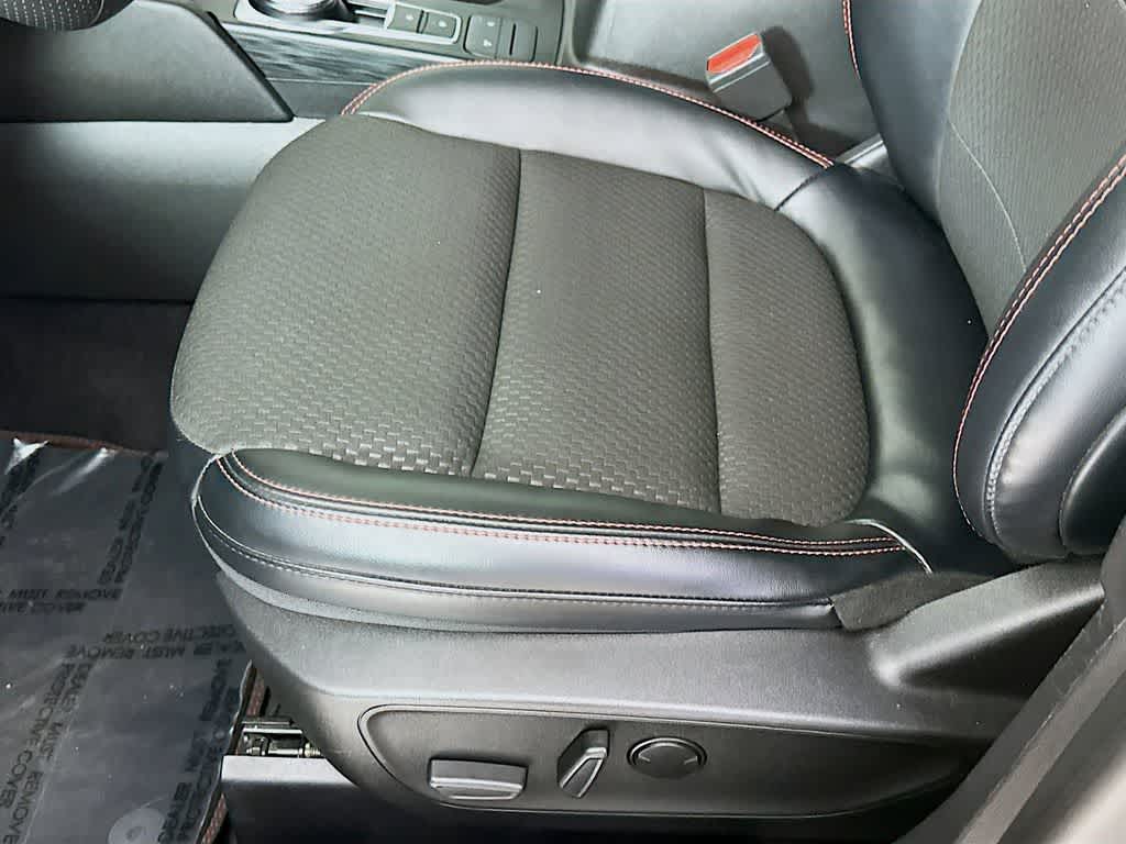 Thumbnail: 2023 Ford Escape - 30