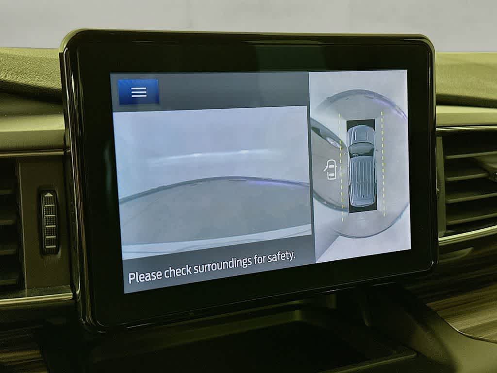 Thumbnail: 2020 Ford Explorer - 29