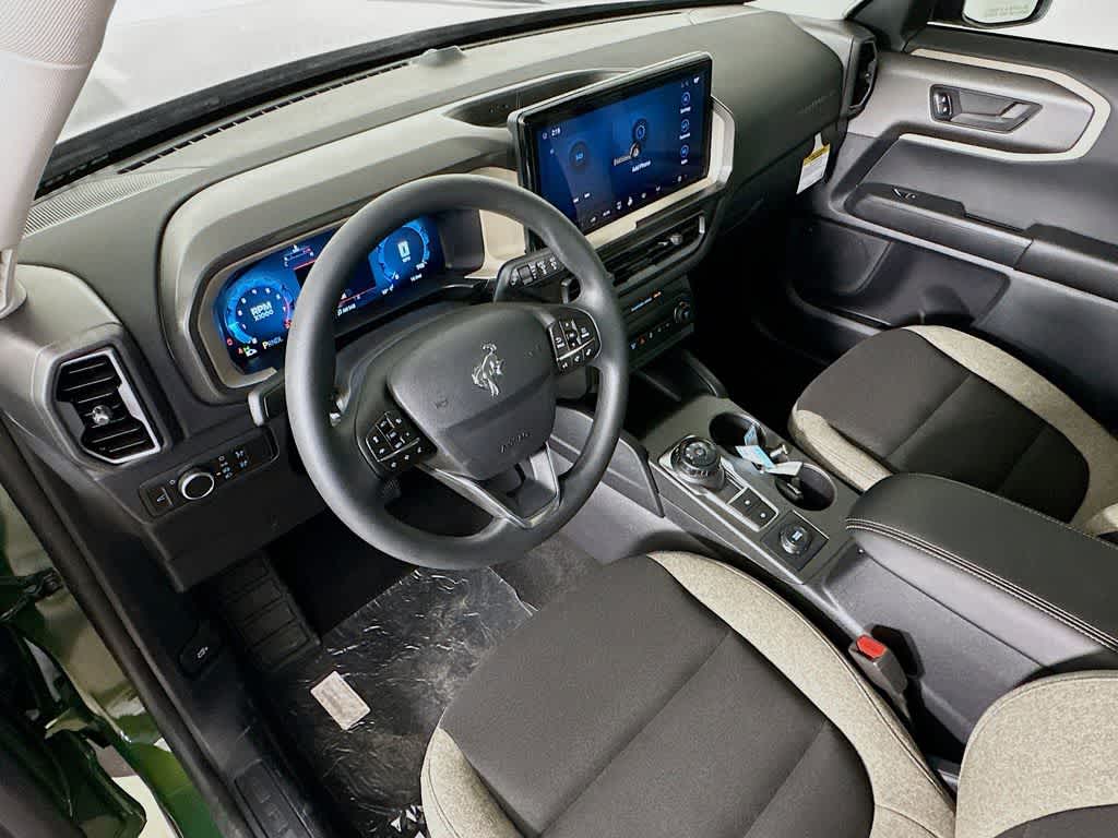 Thumbnail: 2025 Ford Bronco Sport - 31