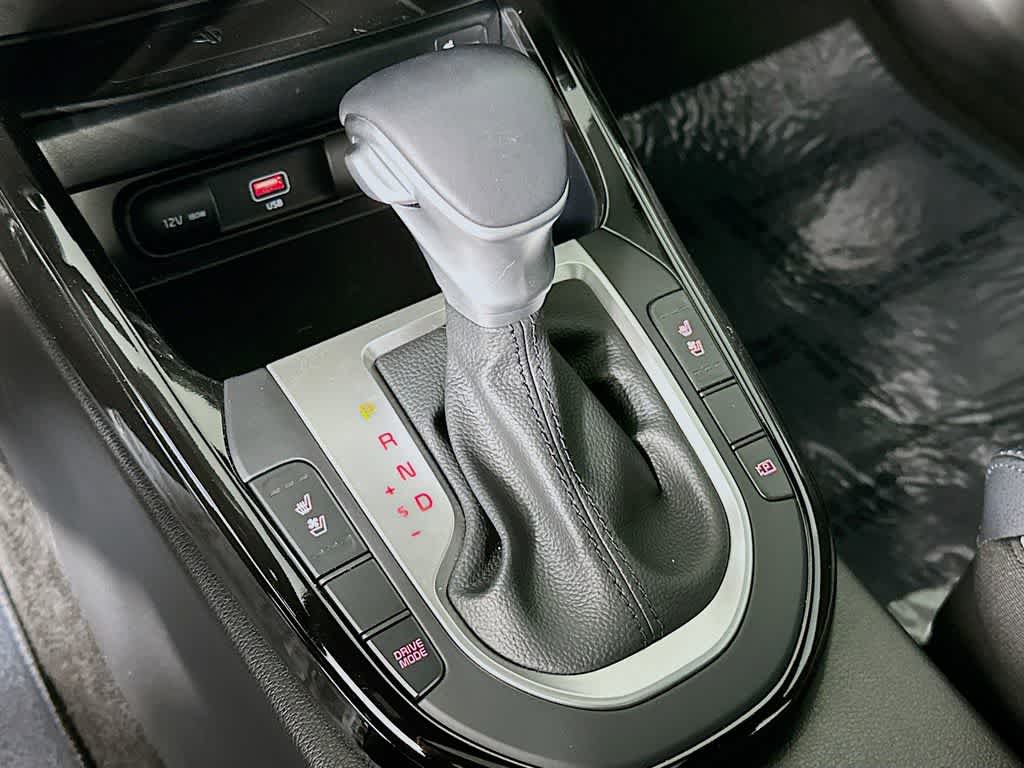 Thumbnail: 2023 Kia Forte - 19