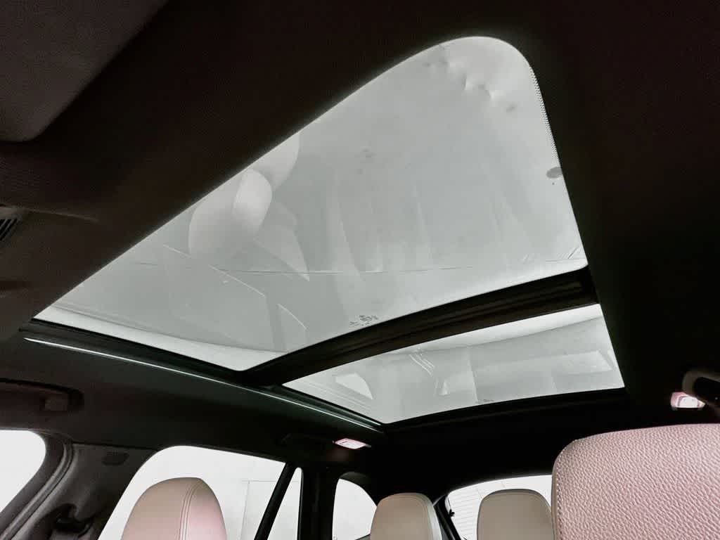 Thumbnail: 2021 BMW X1 - 31