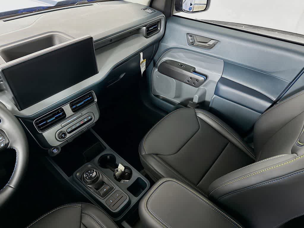 Thumbnail: 2026 Ford Maverick - 11