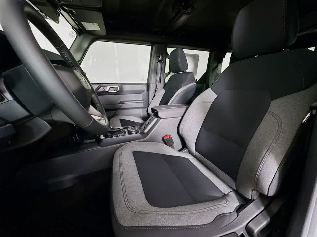 Thumbnail: 2025 Ford Bronco - 12