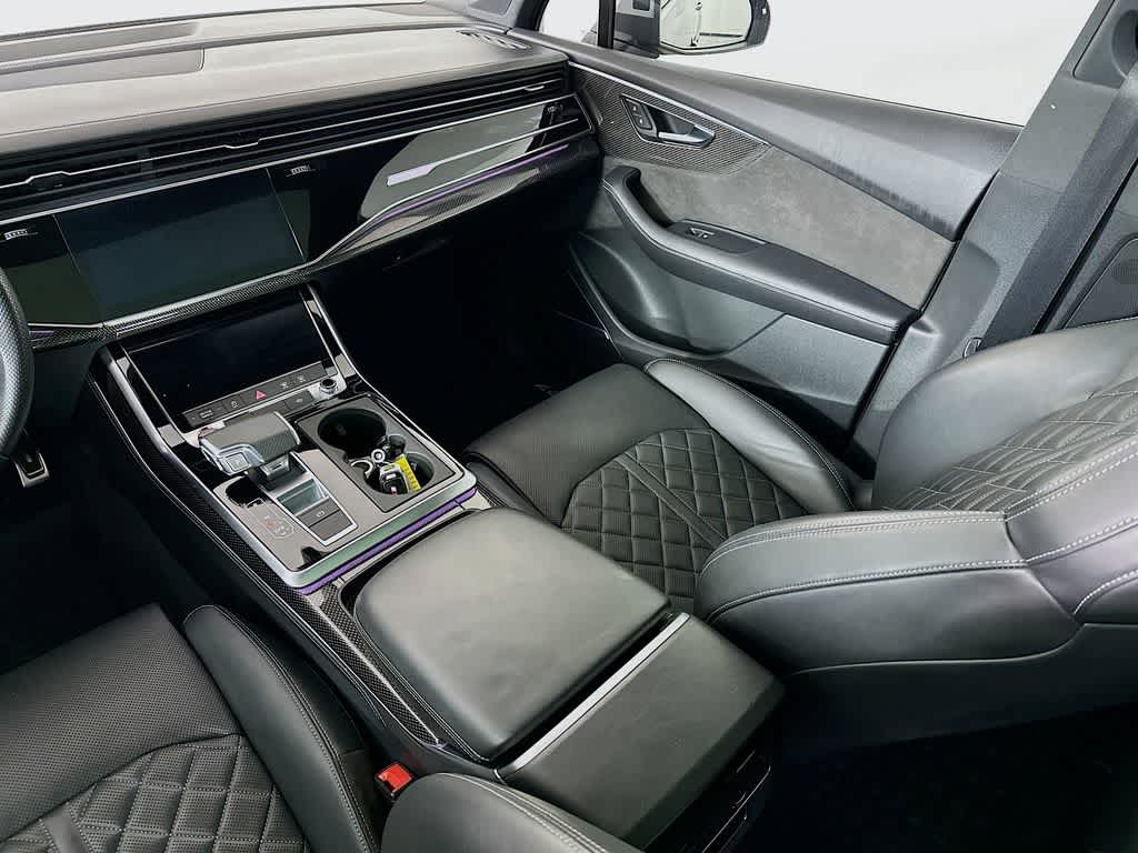 Thumbnail: 2021 Audi SQ7 - 11