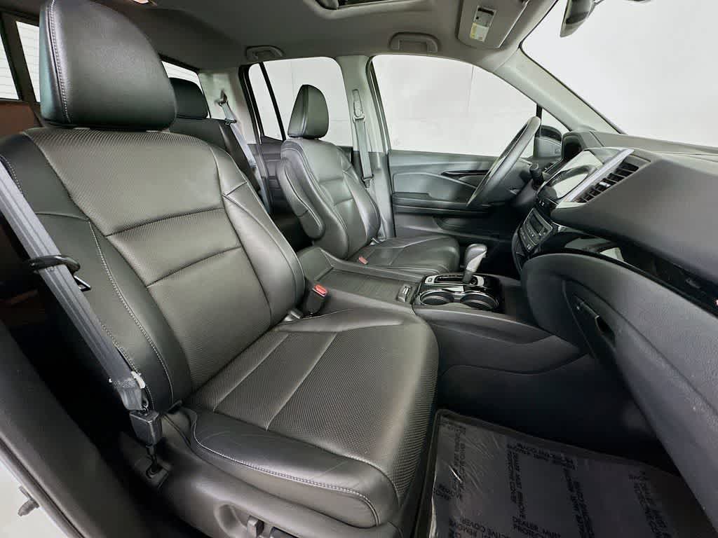 Thumbnail: 2018 Honda Ridgeline - 15