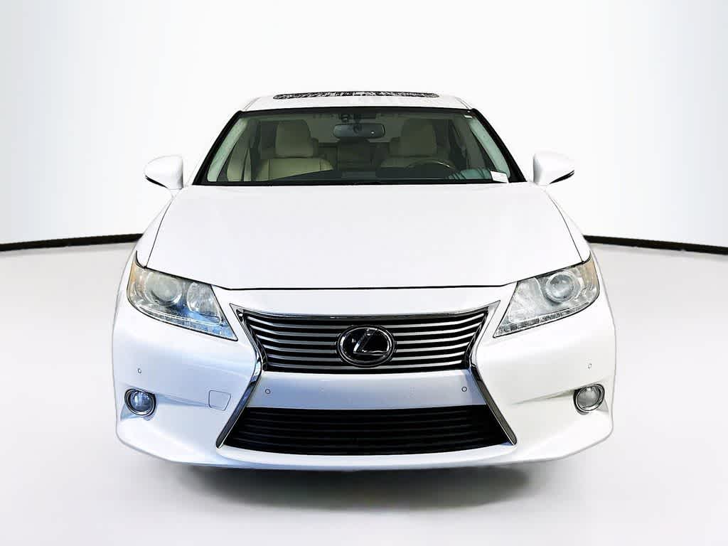 Thumbnail: 2015 Lexus ES - 6