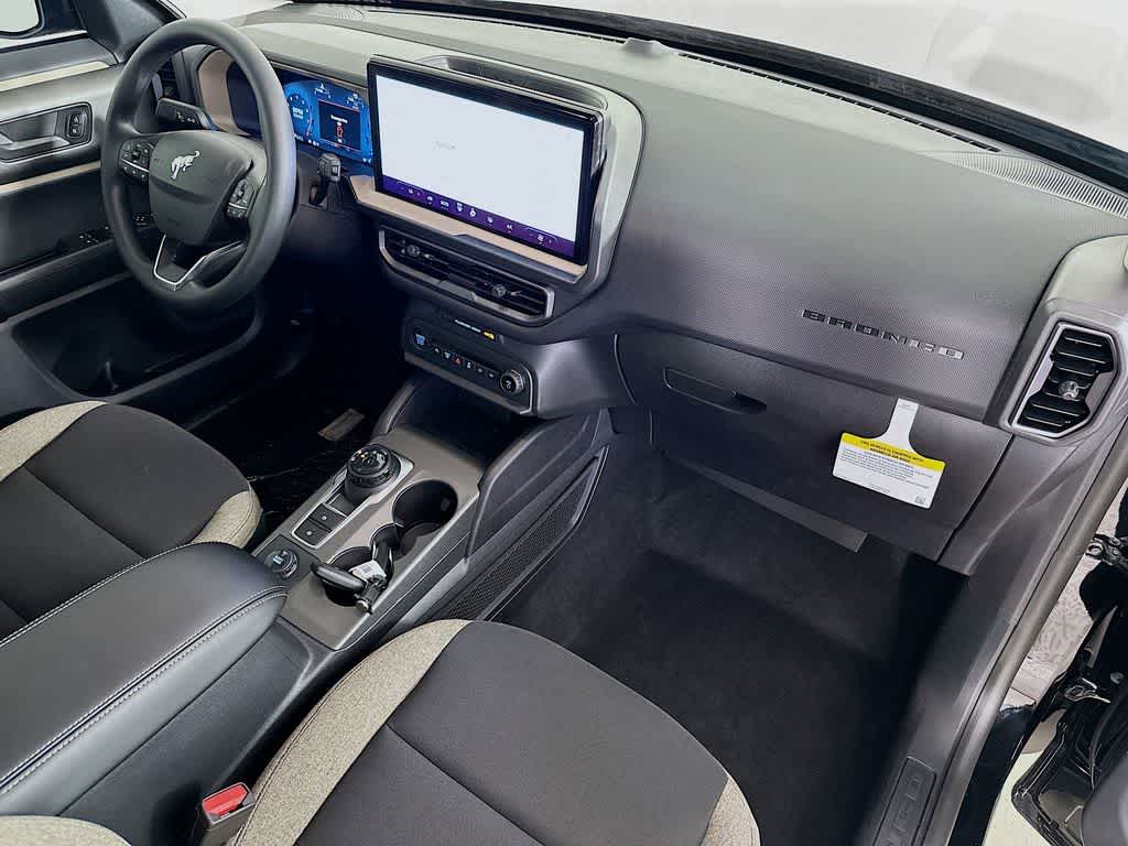 Thumbnail: 2025 Ford Bronco Sport - 31