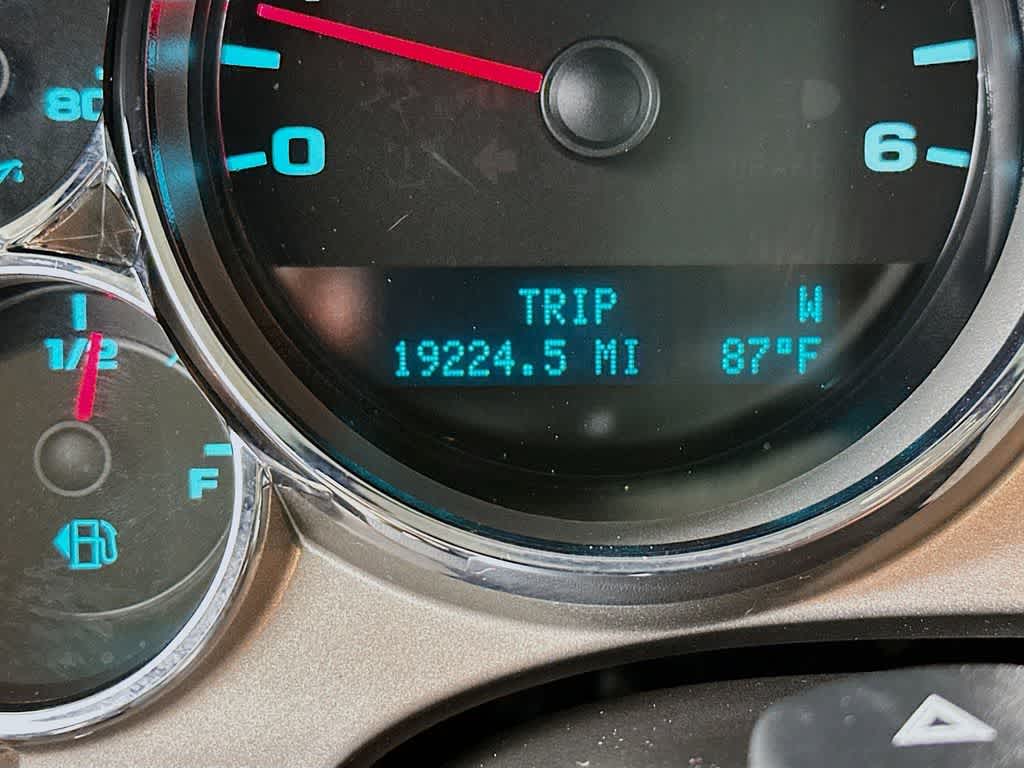 Thumbnail: 2012 Chevrolet Silverado 1500 - 19