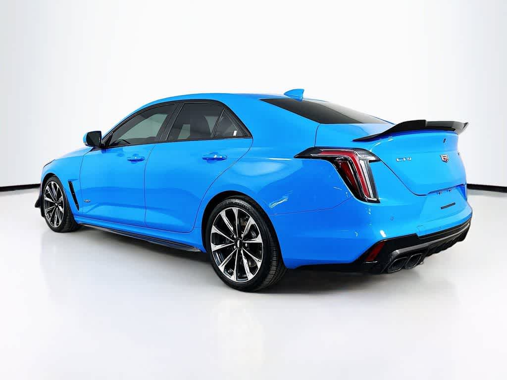 Thumbnail: 2022 Cadillac CT4 - 4