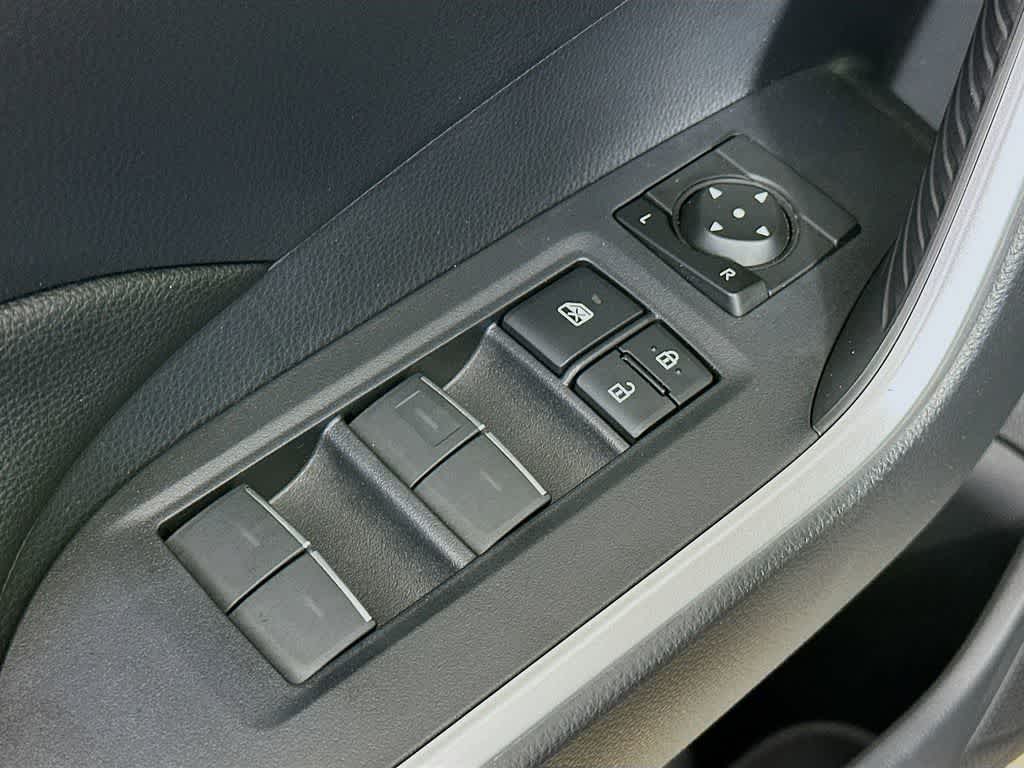 Thumbnail: 2022 Toyota RAV4 - 29