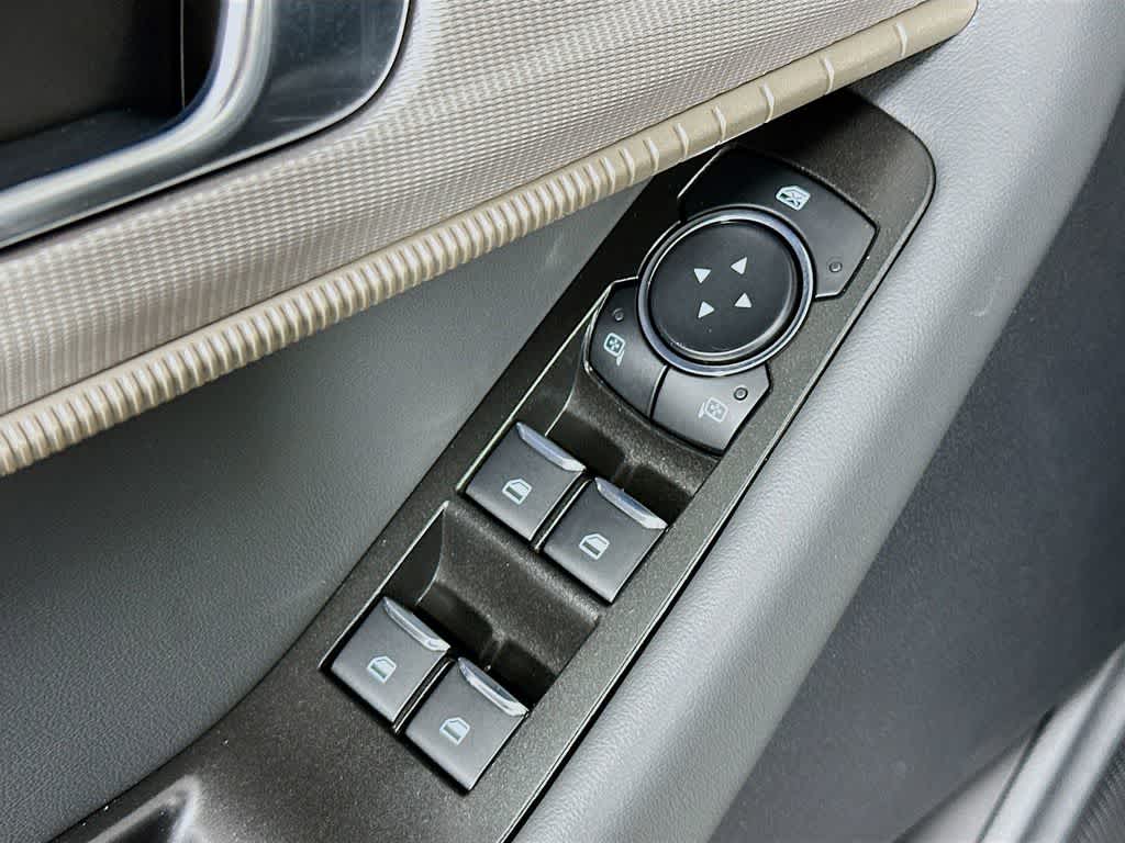 Thumbnail: 2025 Ford Explorer - 29