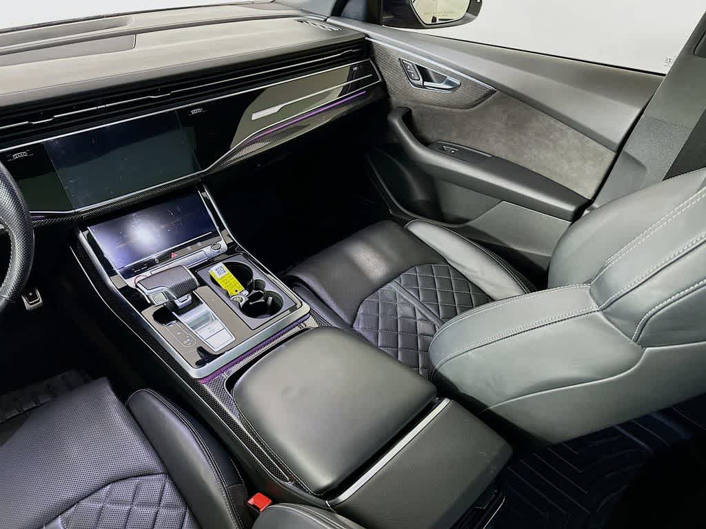 Thumbnail: 2020 Audi SQ8 - 11