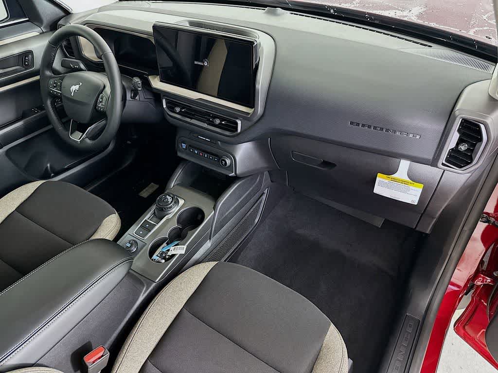 Thumbnail: 2025 Ford Bronco Sport - 31