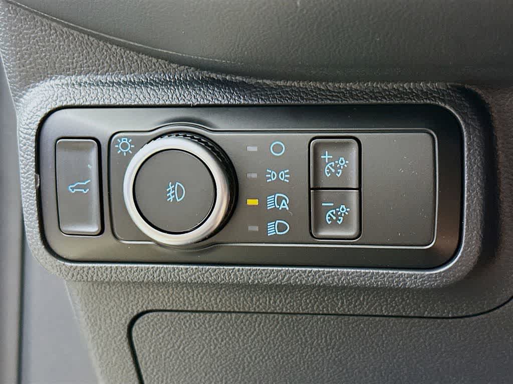 Thumbnail: 2026 Ford Explorer - 25