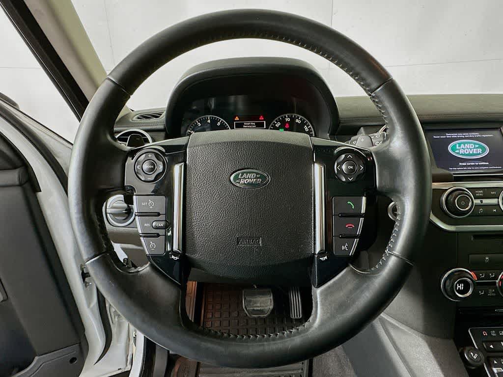 Thumbnail: 2015 Land Rover LR4 - 16
