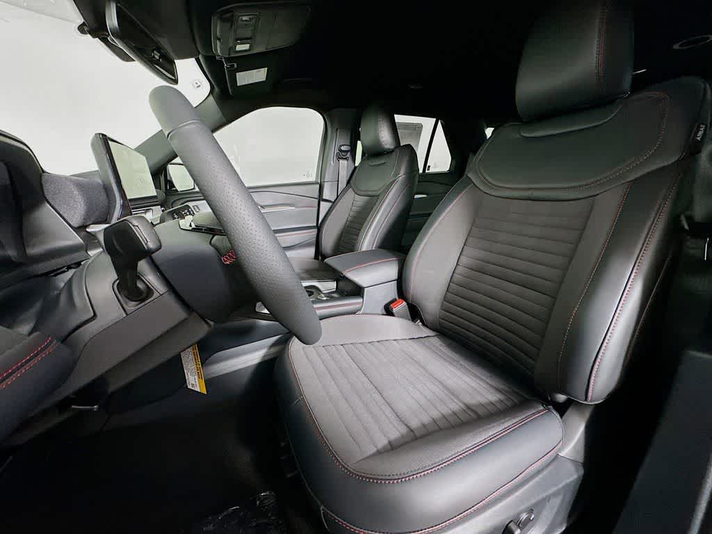 Thumbnail: 2025 Ford Explorer - 12