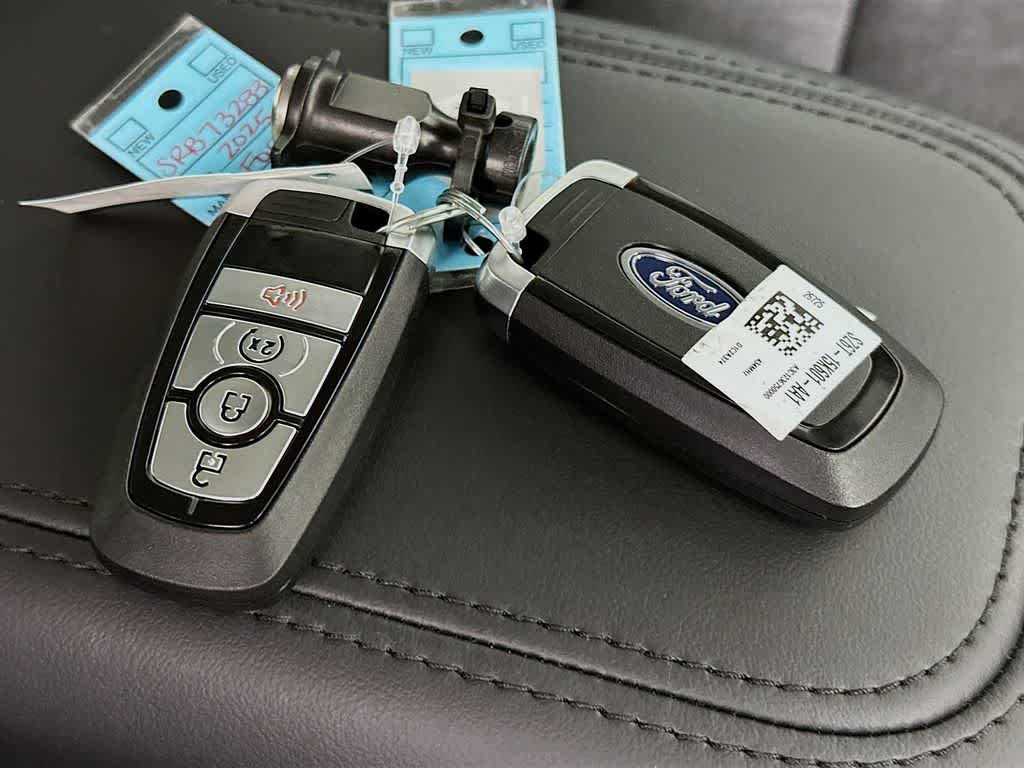 Thumbnail: 2025 Ford Maverick - 21