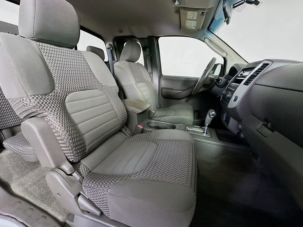 Thumbnail: 2010 Nissan Frontier - 14