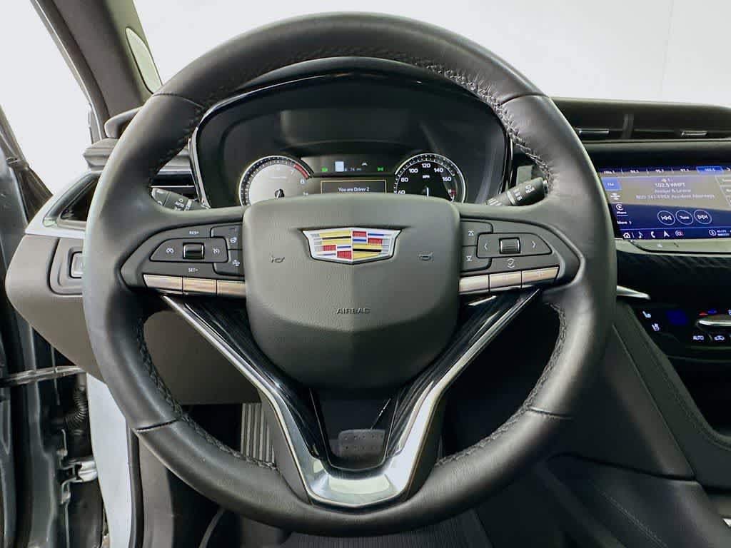 Thumbnail: 2025 Cadillac XT6 - 16