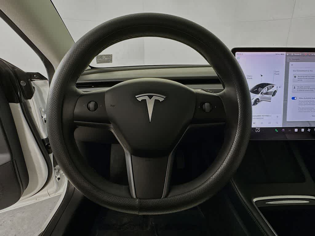Thumbnail: 2021 Tesla Model 3 - 15
