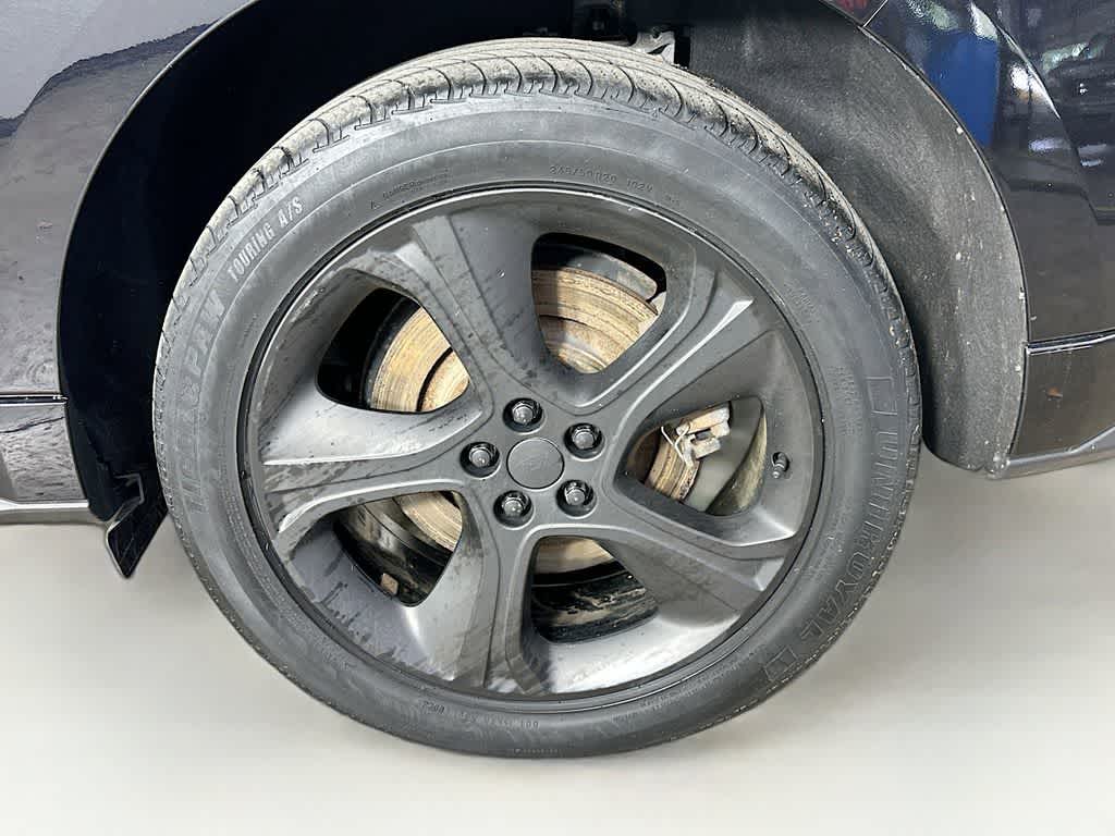 Thumbnail: 2019 Ford Edge - 8