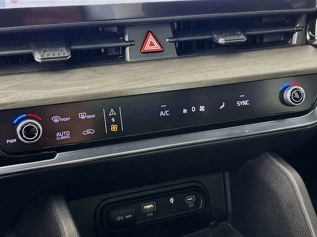 Thumbnail: 2023 Kia Sportage - 17